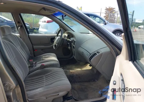 1996 Buick Regal Custom z USA, uszkodzony, nr VIN 2G4WB52K0T1486703